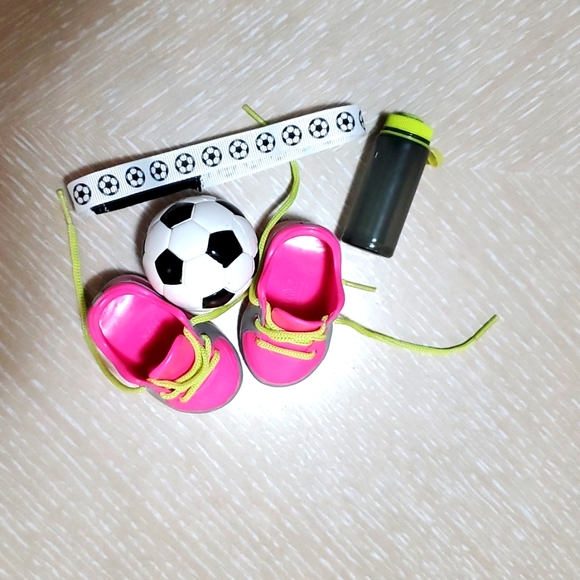 Doll Sports Accessories - Picture 3 of 4